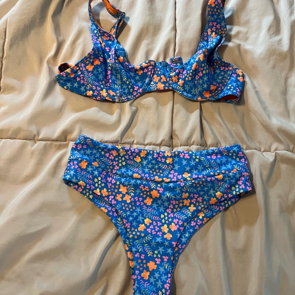 Kulani Kinis Bombshell Beach Bikini Set – Underwire & High Waist Cheeky (Size S)